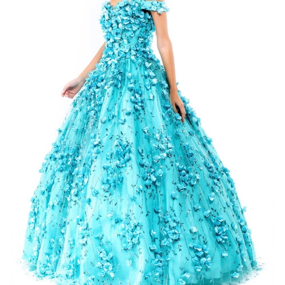 Elizabeth k designer prom dress - Picture 1 of 5